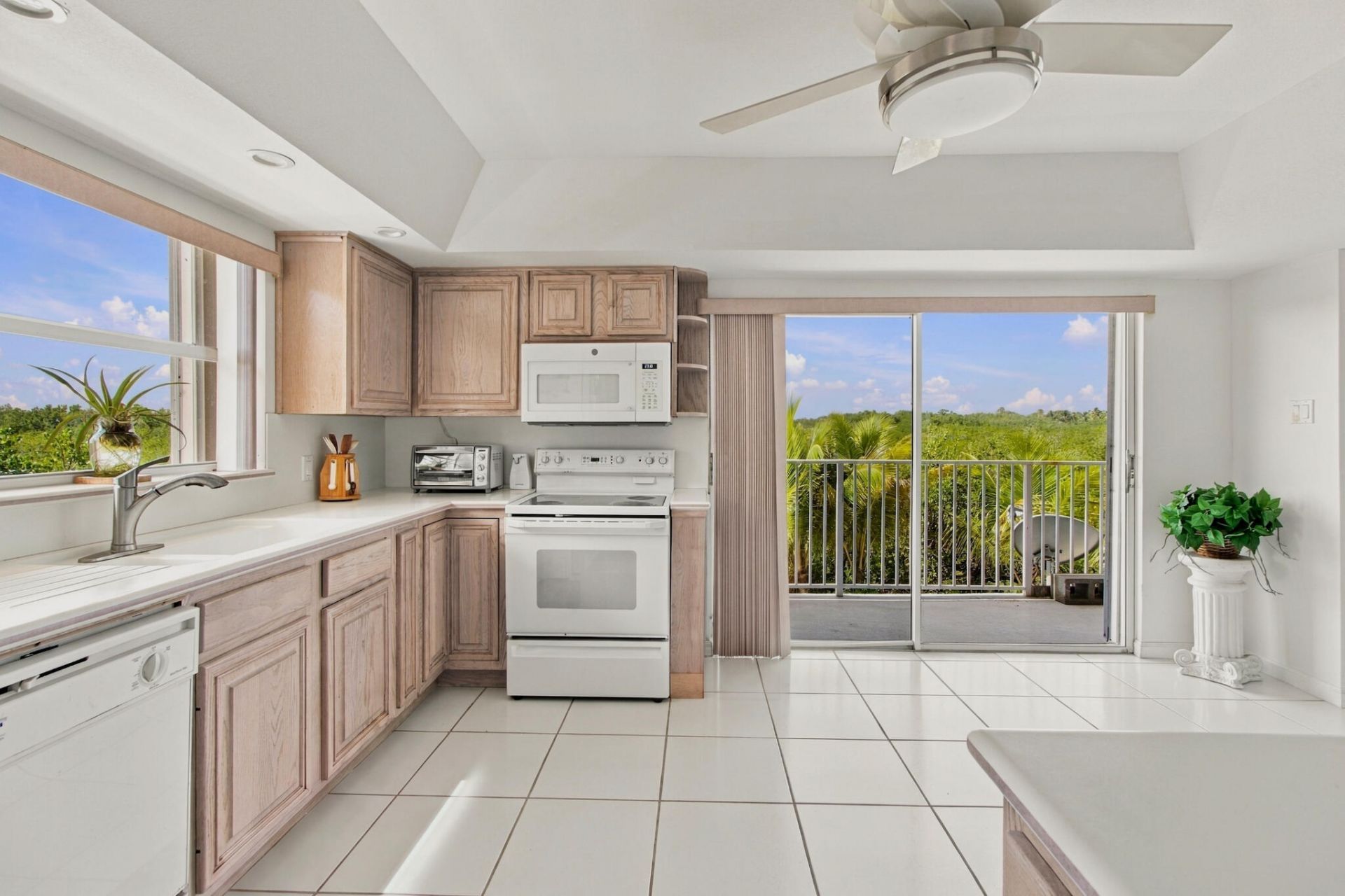 17050 Old State Road, Unit 4A, Sugarloaf, FL 33042 Photo