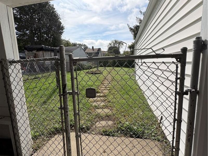 1534 35th Street NW, Canton, OH 44709 Photo 12