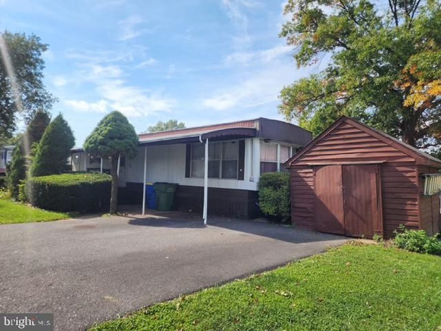 129 Seneca Avenue, Dover, PA 17315 Main Photo