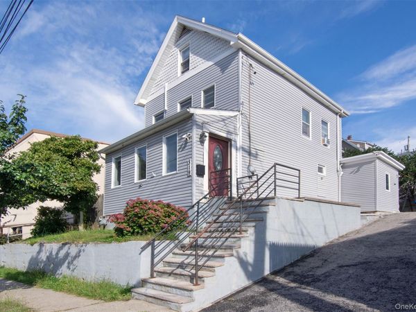 319 N Macquesten Parkway, Mount Vernon, NY 10550