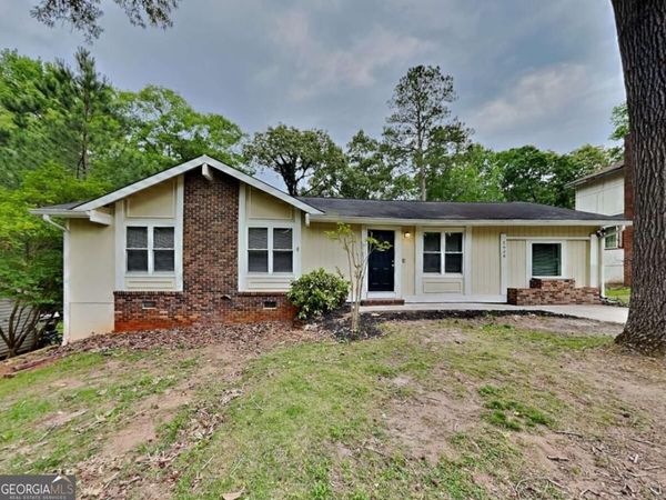 2938 Woodfield Drive, Rex, GA 30273