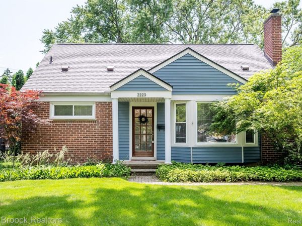2223 W LINCOLN Street W, Birmingham, Mi 48009