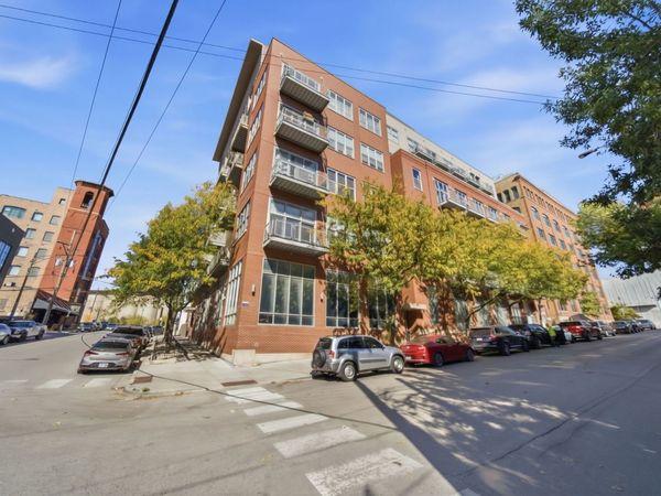 824 W SUPERIOR Street , Unit 409, Chicago, IL 60622