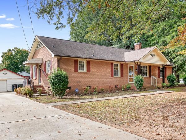 35 Sumner Avenue NW, Concord, NC 28027