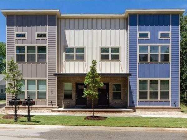 1393 N Oakland Avenue , Fayetteville, AR 72703