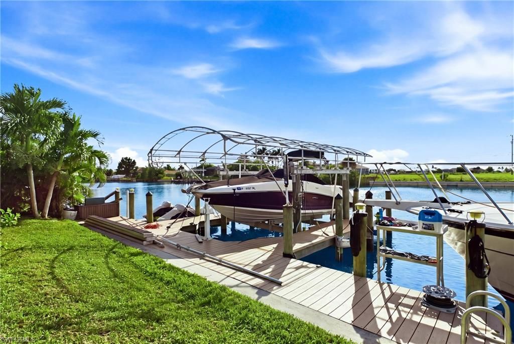 1726 Old Burnt Store Rd N, Cape Coral, FL 33993 Photo