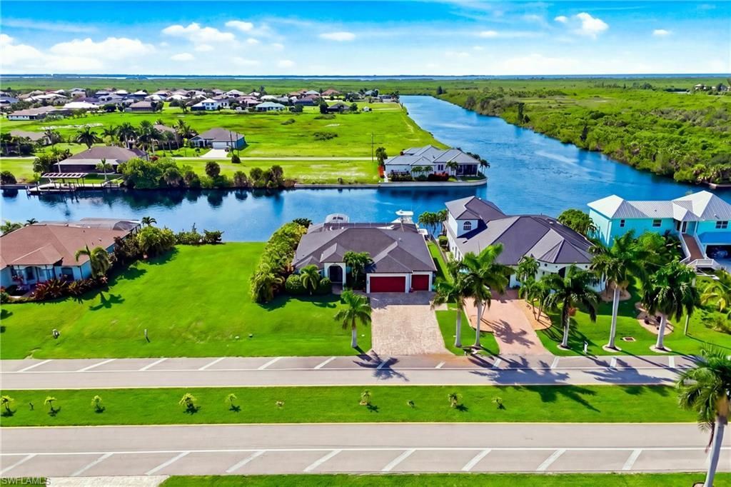 1726 Old Burnt Store Rd N, Cape Coral, FL 33993 Photo