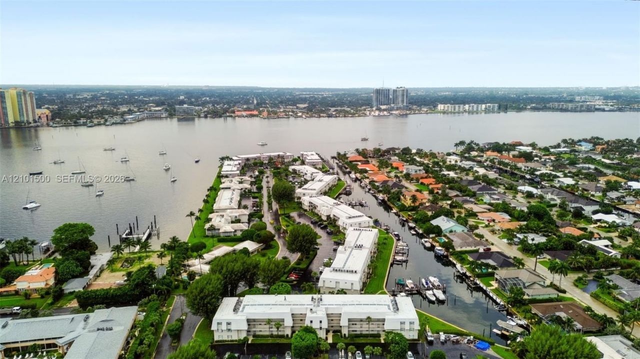 1170 Sugar Sands Blvd , Unit 409, Singer Island, FL 33404 Photo