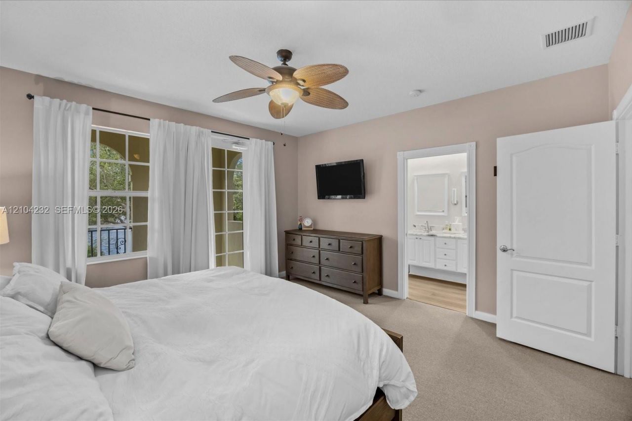 141 Rivinia Dr , Jupiter, FL 33458 Photo