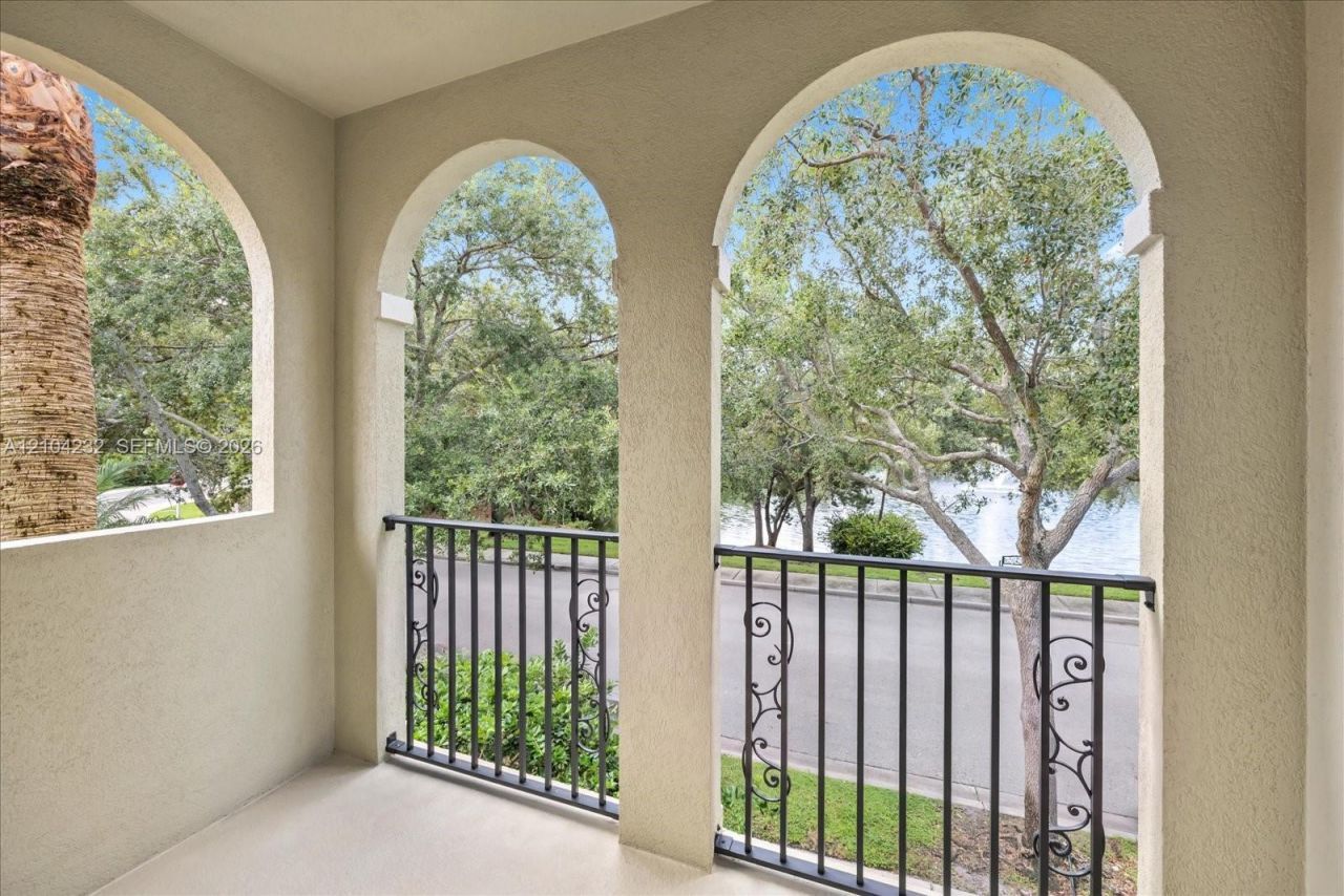 141 Rivinia Dr , Jupiter, FL 33458 Photo
