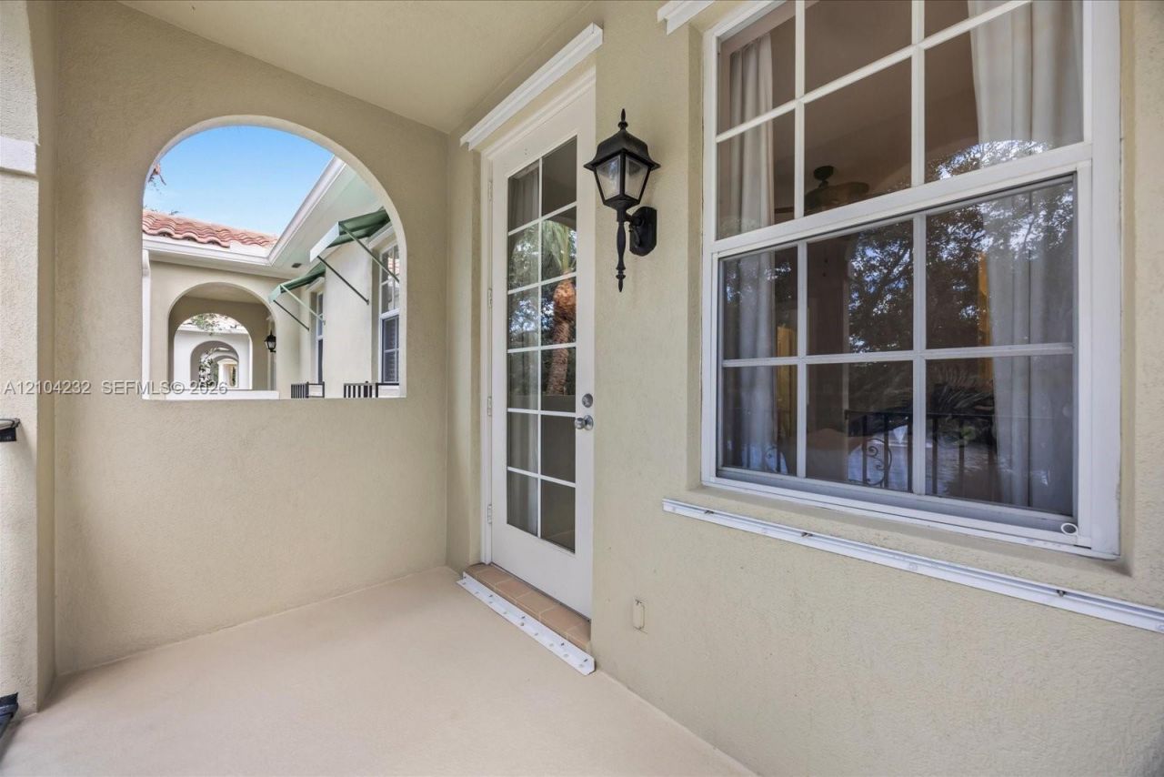 141 Rivinia Dr , Jupiter, FL 33458 Photo