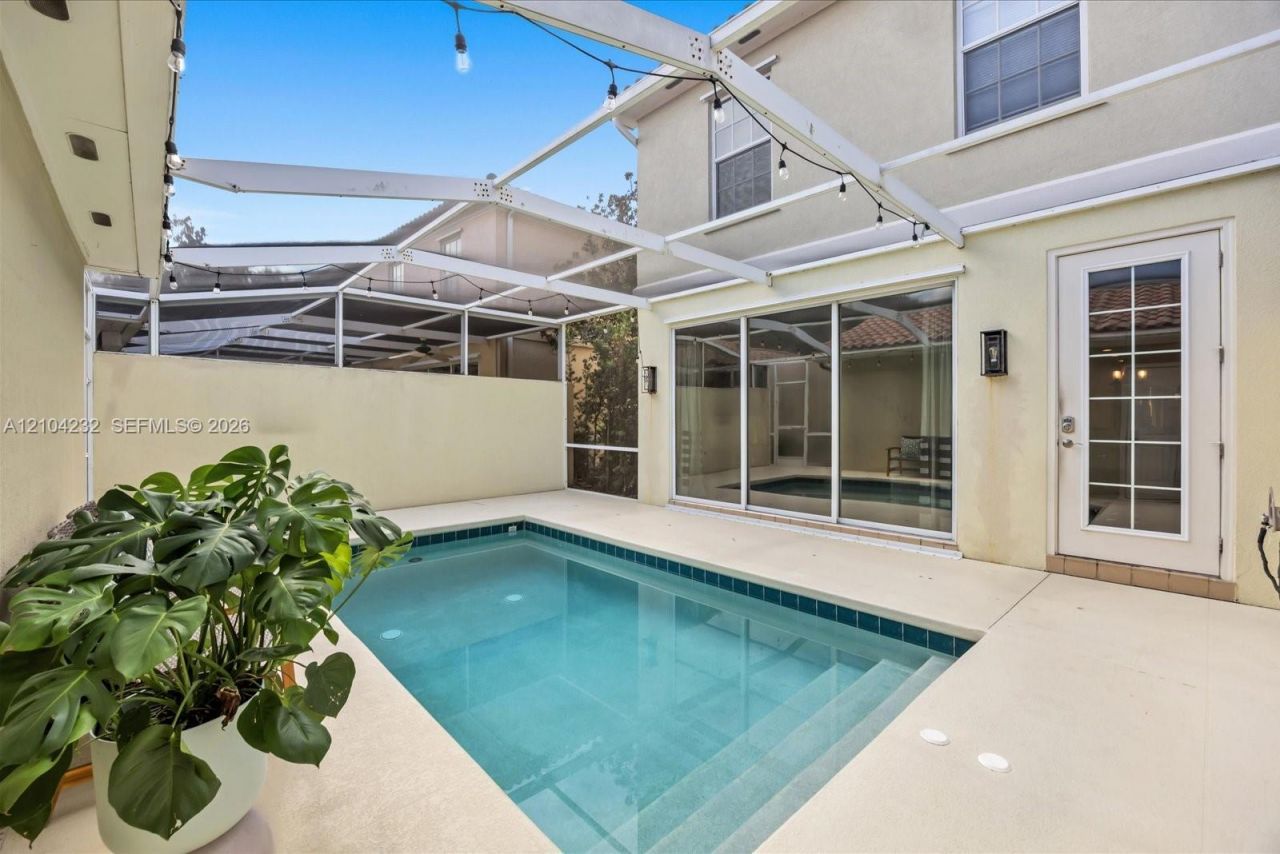141 Rivinia Dr , Jupiter, FL 33458 Photo