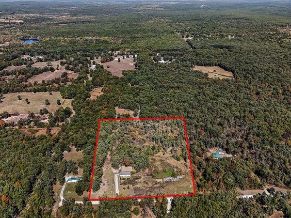 10196 Sweetwater Road, Mineral Point, MO 63660