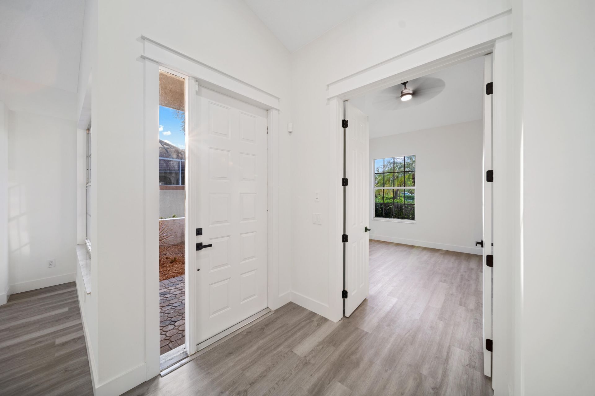 576 SW Saint Kitts Cove, Port Saint Lucie, FL 34986 Photo