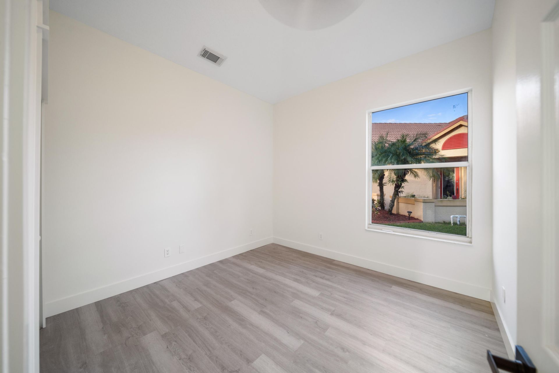 576 SW Saint Kitts Cove, Port Saint Lucie, FL 34986 Photo