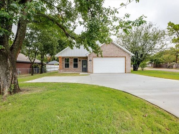 1400 N Business 287, Decatur, TX 76234