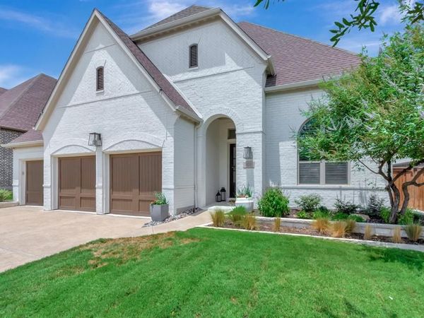 920 Champions Way, Roanoke, TX 76262