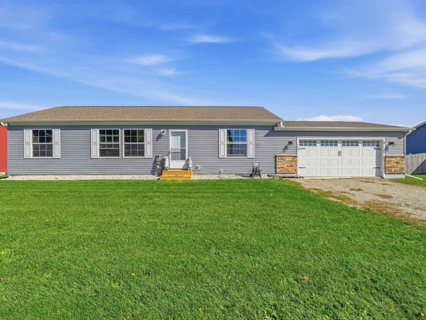 528 S Main Street, Juneau, WI 53039