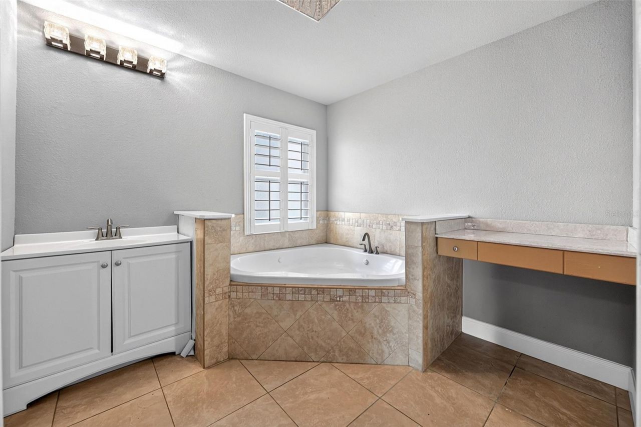 13443 SW Pembroke Circle N, Lake Suzy, FL 34269 Photo