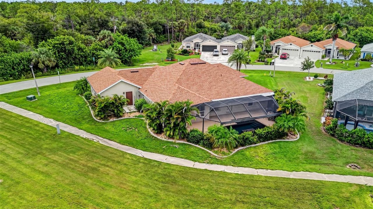 13443 SW Pembroke Circle N, Lake Suzy, FL 34269 Photo