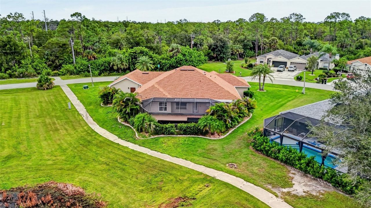 13443 SW Pembroke Circle N, Lake Suzy, FL 34269 Photo