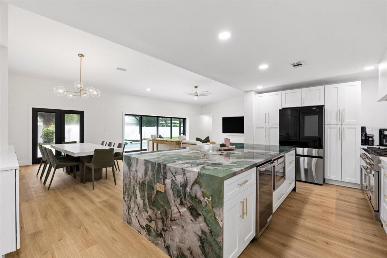 2432 Indian Avenue, Belleair Bluffs, FL 33770 Photo