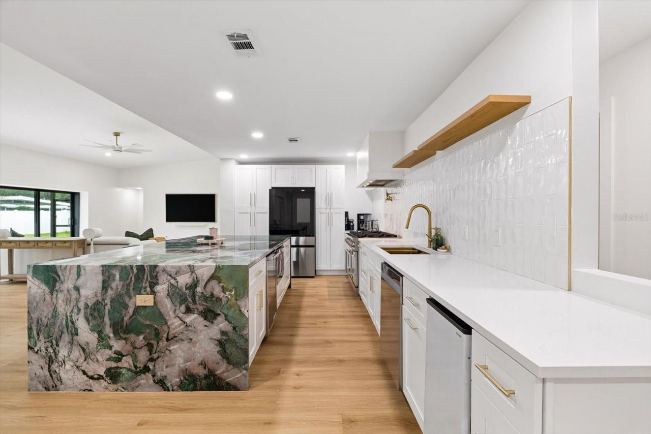 2432 Indian Avenue, Belleair Bluffs, FL 33770 Photo