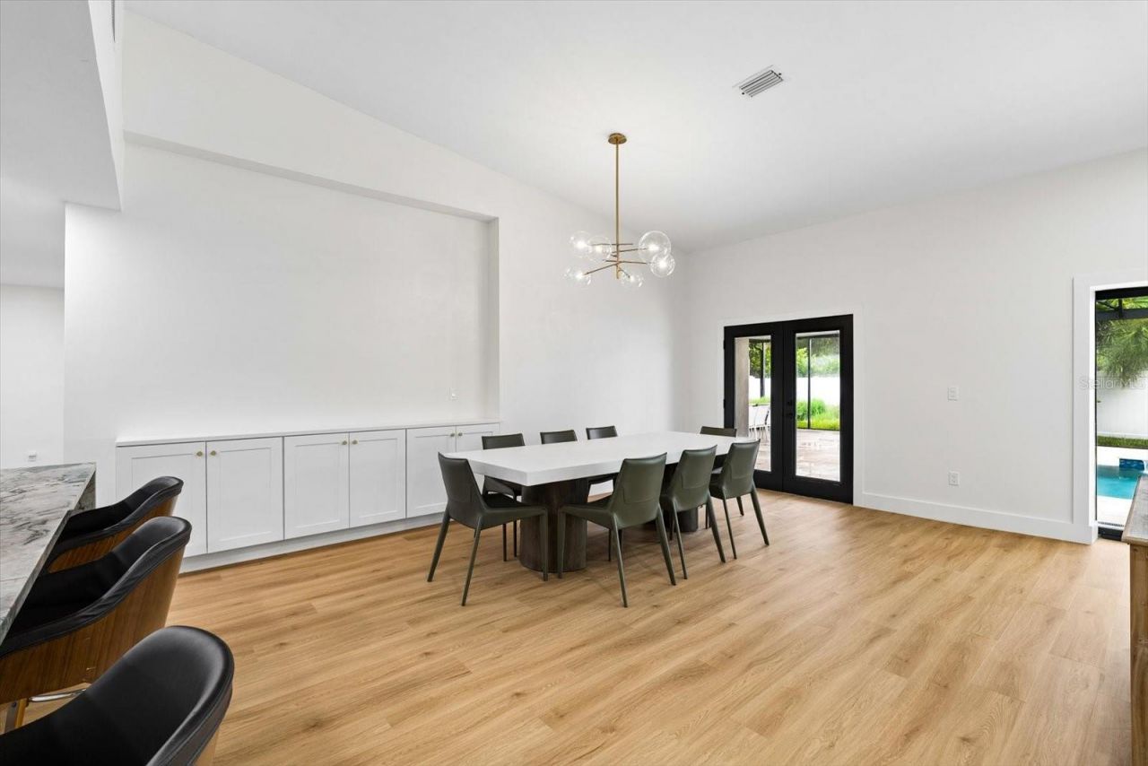 2432 Indian Avenue, Belleair Bluffs, FL 33770 Photo
