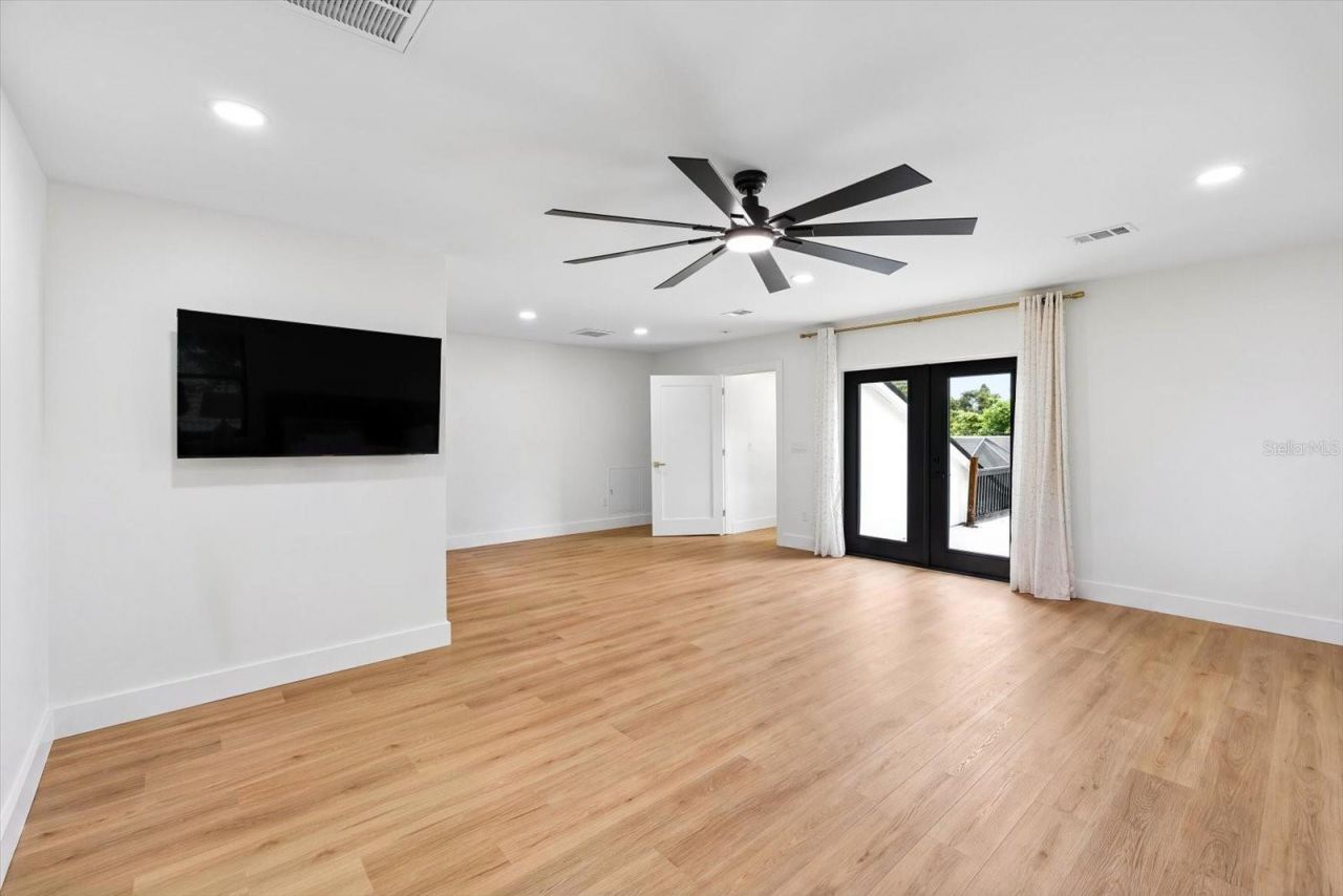 2432 Indian Avenue, Belleair Bluffs, FL 33770 Photo