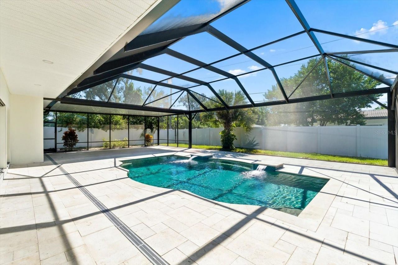 2432 Indian Avenue, Belleair Bluffs, FL 33770 Photo