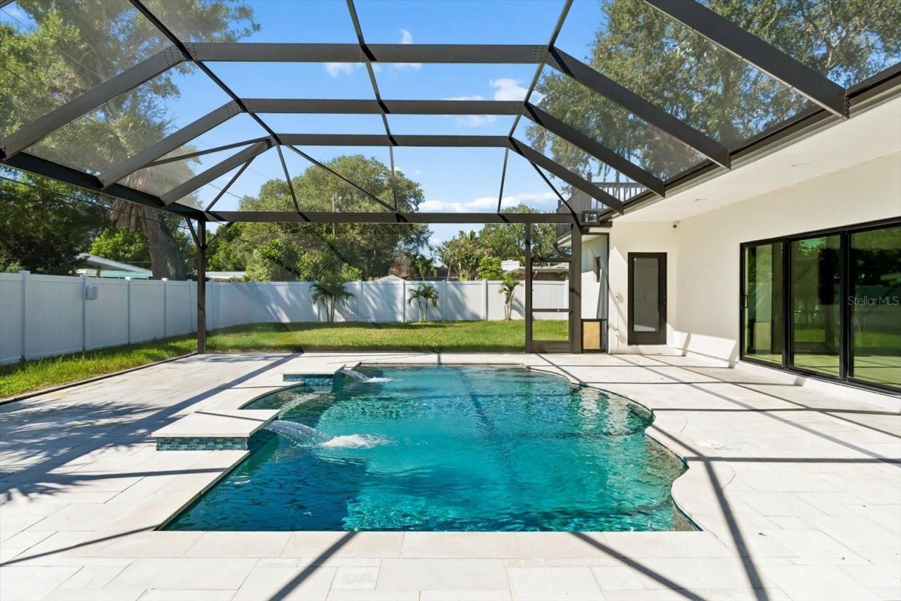 2432 Indian Avenue, Belleair Bluffs, FL 33770 Photo