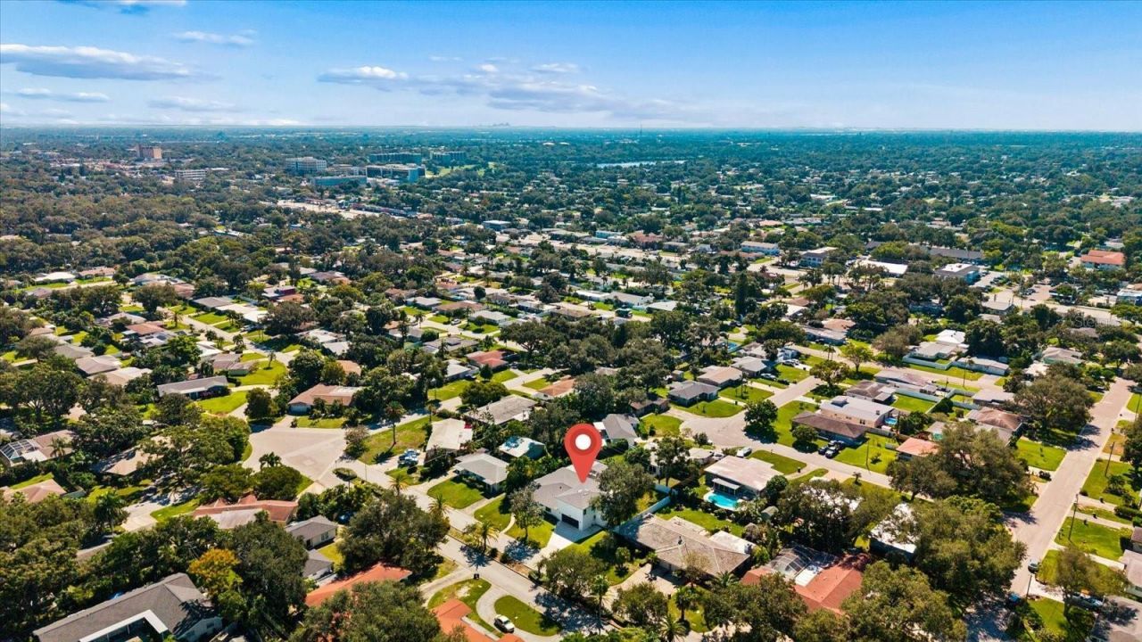2432 Indian Avenue, Belleair Bluffs, FL 33770 Photo