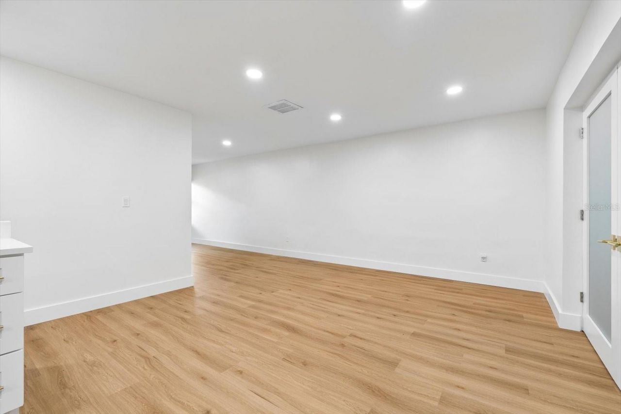 2432 Indian Avenue, Belleair Bluffs, FL 33770 Photo