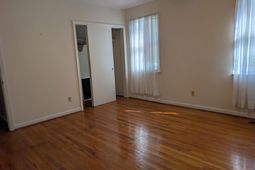 525 Pelzer Drive photo 4