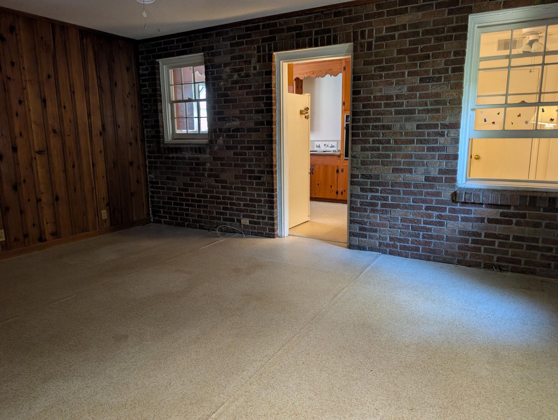 525 Pelzer Drive Photo 6