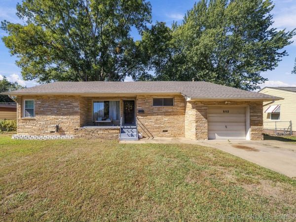 602 N C Avenue , Cleveland, OK 74020