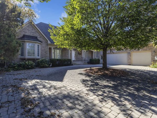 240 Boulder Drive , Lake In The Hills, IL 60156