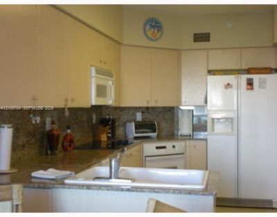 3370 Hidden Bay Dr , Unit 806, Aventura, FL 33180 Photo