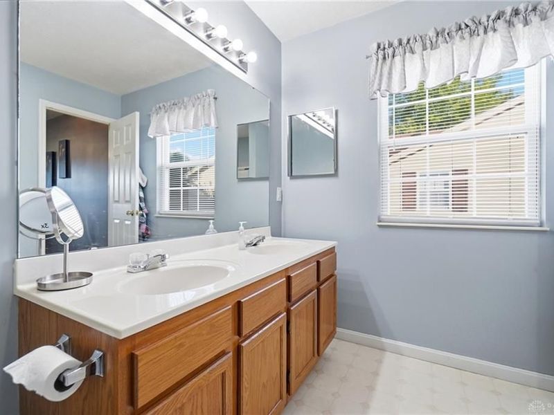 463 Crossbow Drive, Maineville, OH 45039 Photo 18