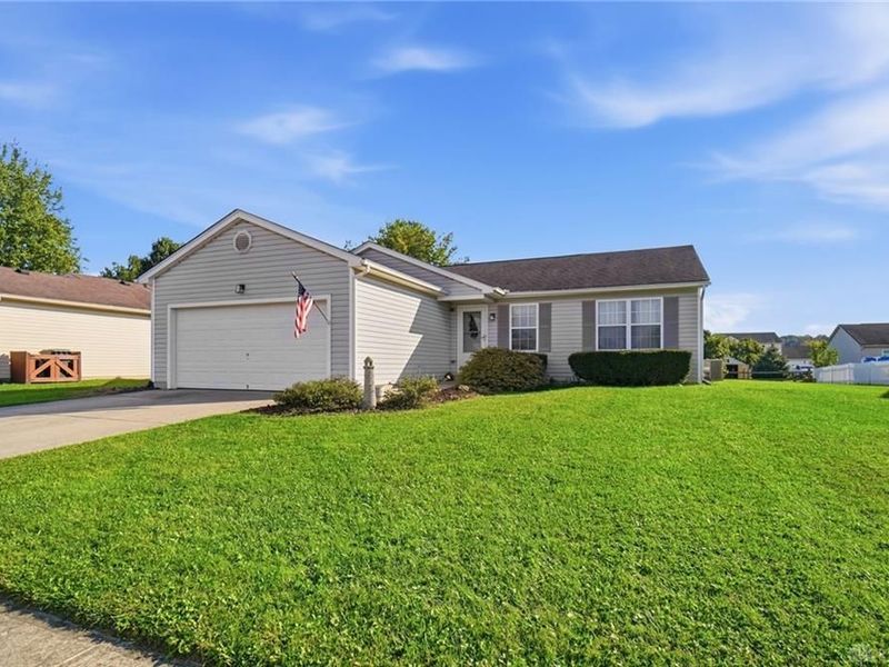 463 Crossbow Drive, Maineville, OH 45039 Photo 3