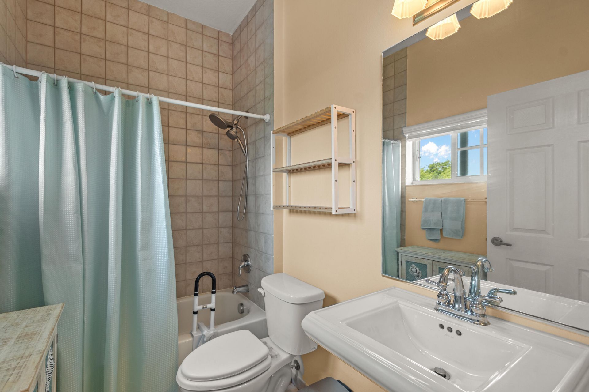 520 7th Square, Vero Beach, FL 32962 Photo