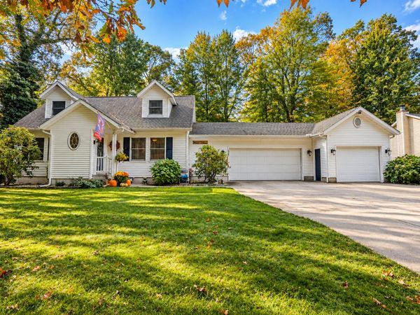 15969 Lone Pine Court, Spring Lake, MI 49456