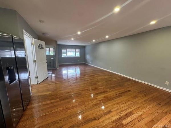 409 S 3rd Avenue , Mount Vernon, NY 10550