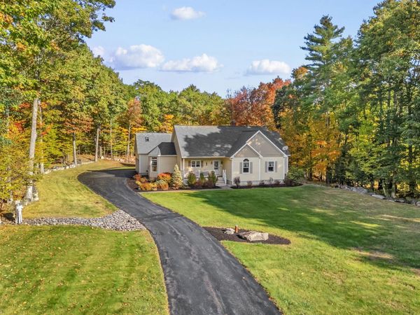 19 Daggett Drive , Raymond, ME 04071