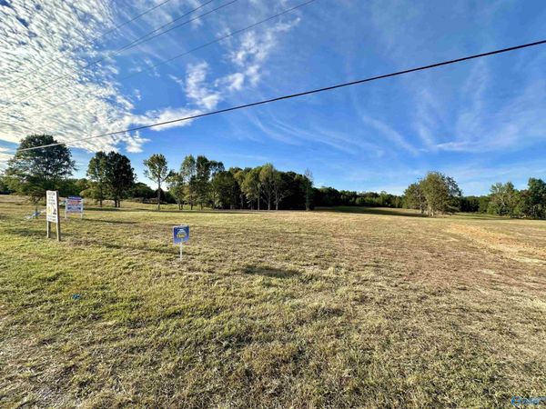14 Glass Hollow Road, Athens, AL 35611