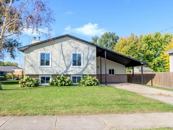 211 S Webster Street , Kasota, MN 56050