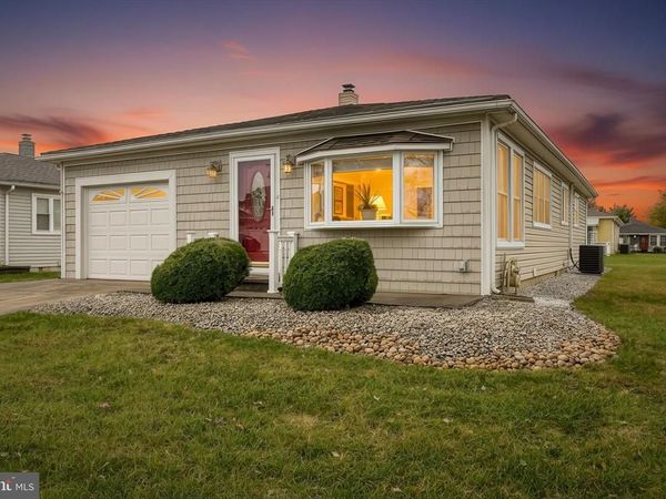 20 CORINTH PLACE, TOMS RIVER, NJ 08757