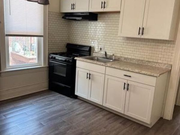 668 E MARKET STREET , Unit 2ND FLR, YORK, PA 17401