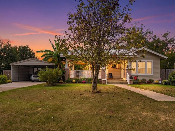 207 Collins, Petal, MS 39465