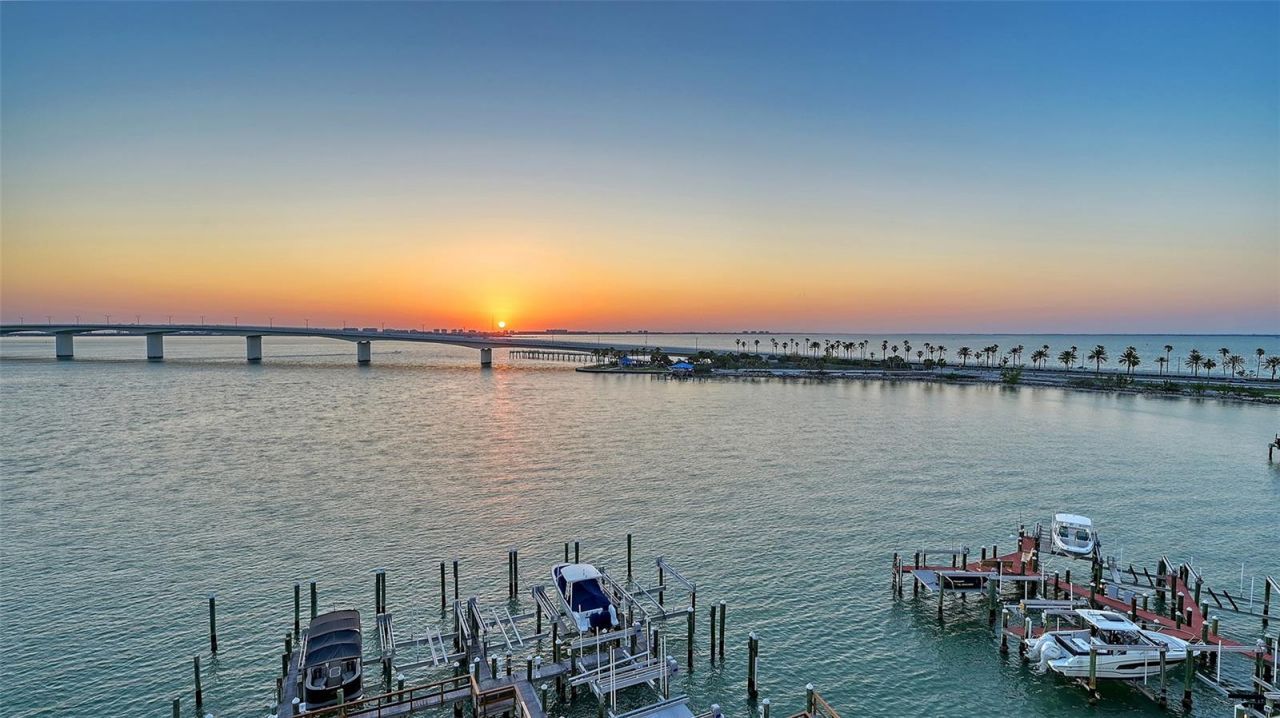 280 Golden Gate Point, Unit 600, Sarasota, FL 34236 Photo